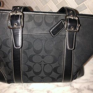 Authentic Coach hand bag with zipper